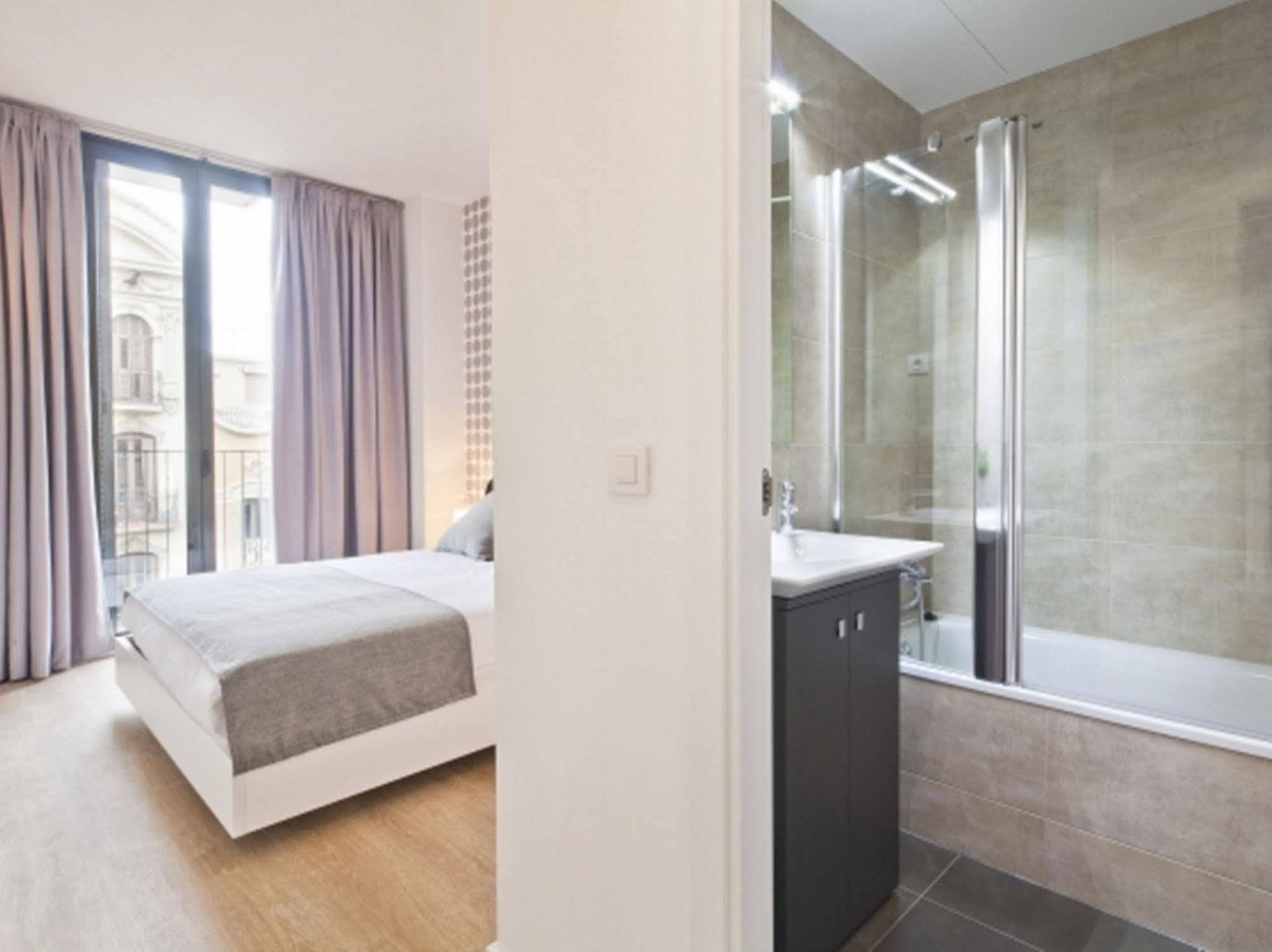 Sleep Eixample By Stay Barcelona Exteriör bild